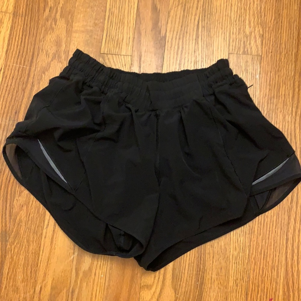Lululemon size 8 black shorts